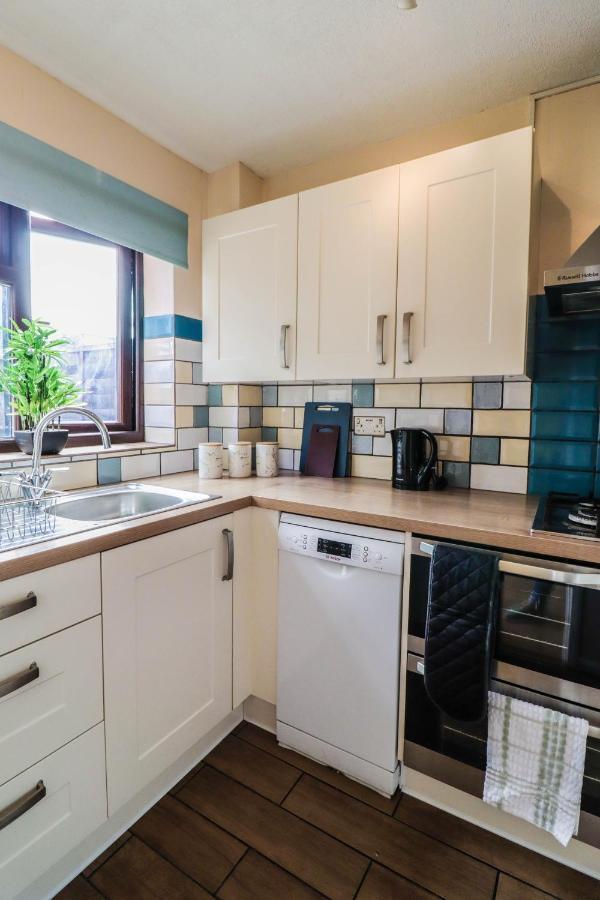 Spacious 1 Bed Flat-Free Parking Hillingdon Luaran gambar
