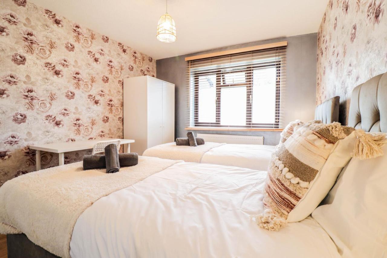 Spacious 1 Bed Flat-Free Parking Hillingdon Luaran gambar