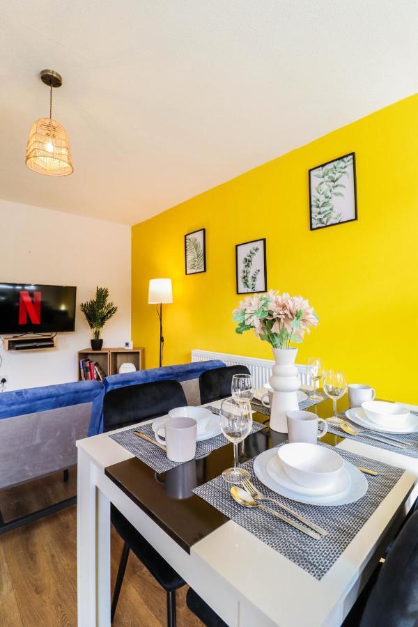 Spacious 1 Bed Flat-Free Parking Hillingdon Luaran gambar