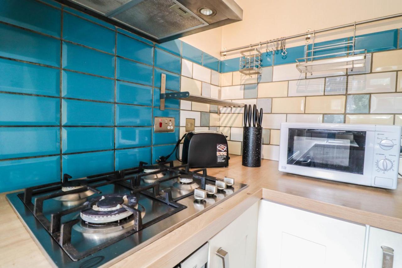 Spacious 1 Bed Flat-Free Parking Hillingdon Luaran gambar