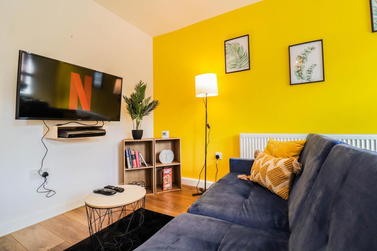 Spacious 1 Bed Flat-Free Parking Hillingdon Luaran gambar