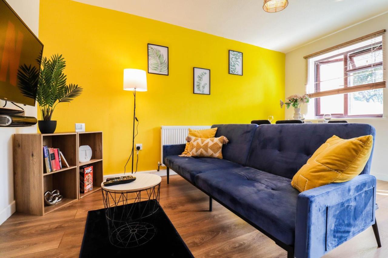 Spacious 1 Bed Flat-Free Parking Hillingdon Luaran gambar